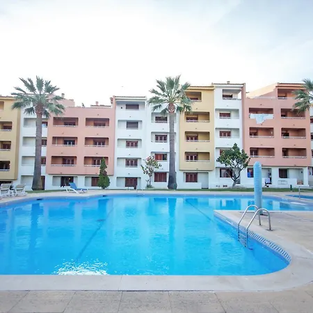 - Center, Walk To The Beach, Old Town, Oura Strip, Location Apartamento