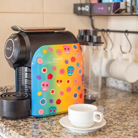 - Center, Walk To The Beach, Old Town, Oura Strip, Location *