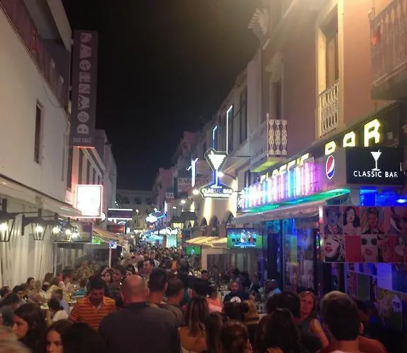 - Center, Walk To The Beach, Old Town, Oura Strip, Location