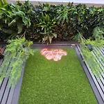 - Center, Walk To The Beach, Old Town, Oura Strip, Location * 阿尔布费拉