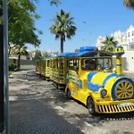 - Center, Walk To The Beach, Old Town, Oura Strip, Location Appartement
