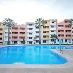 - Center, Walk To The Beach, Old Town, Oura Strip, Location Appartement